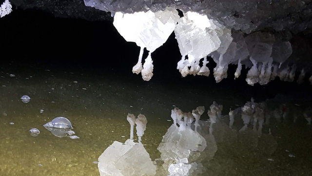 Cave photo contest 071